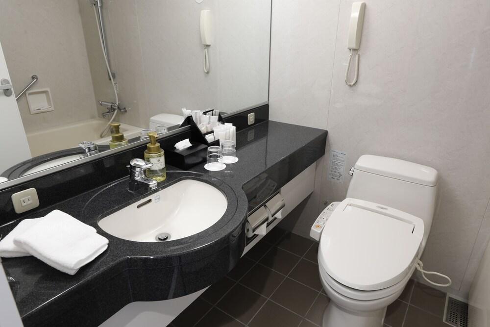 Готель Ana Crowne Plaza Yonago By Ihg Екстер'єр фото